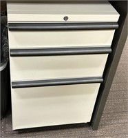 BOX-BOX FILE ROLLING PEDESTAL FILE