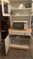 Carousel Microwave and Vintage Corning Ware