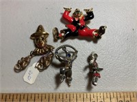 4 vintage pins