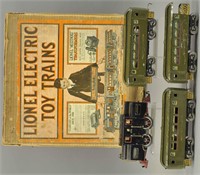 BOXED LIONEL STANDARD GAUGE #33 LOCO AND CARS