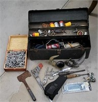 Tool box with contents, knife, horn ash tray,