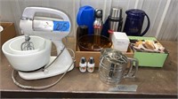 Hamilton Beach mixer with bowls, kitchen,