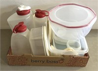 Food storage with lids