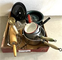 Pots/ pans/ utensils