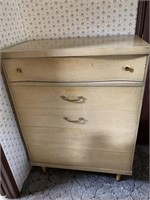 Blonde Oak Chest Of Drawers