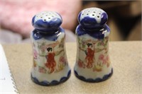 Pair of Kutani Ceramic Salt and Pepper Shakers