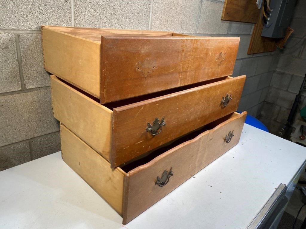 3pcs- wooden drawers