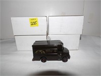 4-Die-Cast UPS Package cars