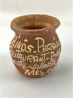 Chinos- Pariaso Restaurant - Mexico, Clay Urn