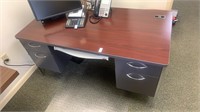 Curtis metal 4 drawer desk with pull out keyboard