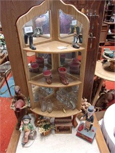 Knick Knack display shelf