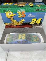 1:24 ACTION 2002 #24 SESAME STREET ELMO JEFF