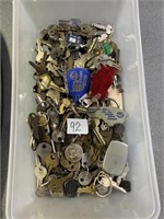 Large lot vintage keys