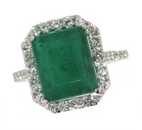 14k Gold 5.59 ct Natural Emerald & Diamond Ring