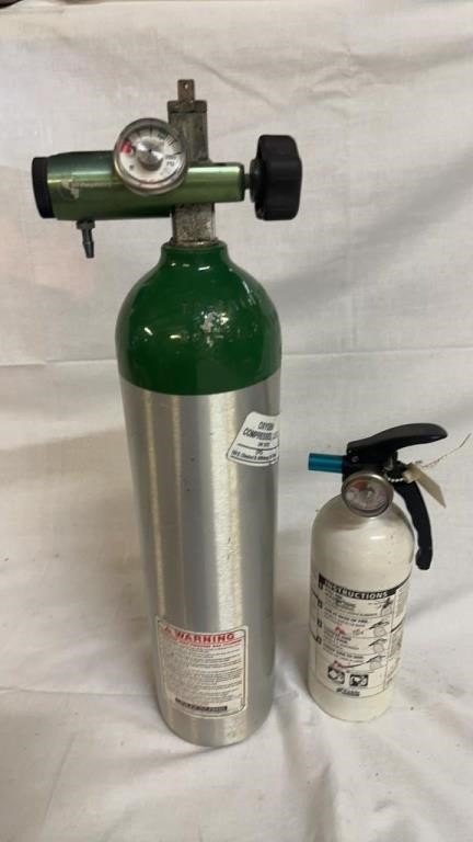 Empty Refilliable Oxygen Cylinder & Full Sm Fire