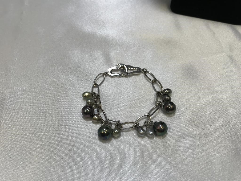 Tahizea Cultured "Black Pearl" Oval Link Bracelet
