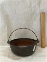 Antique Cast Iron 2 Qt. Campfire Pot