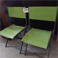 SET OF 2 FOLDING CHAIRS, GOOD CONDITION