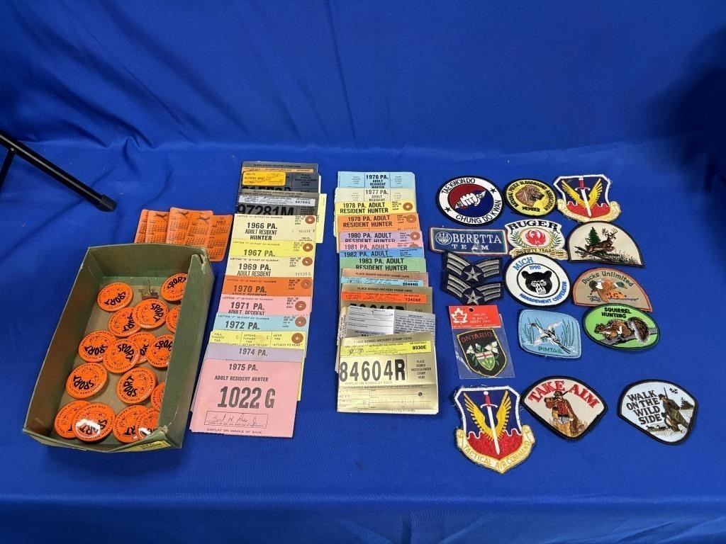 VINTAGE HUNTING LICENSES, PATCHES, & PINS