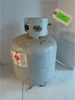 20 lb propane tank