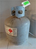 20 lb propane tank