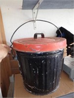 Metal Ash Pail w/Handle