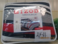 IZOD twin complete bed