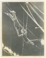 8x10 Trapeze flyers midair Hoyt