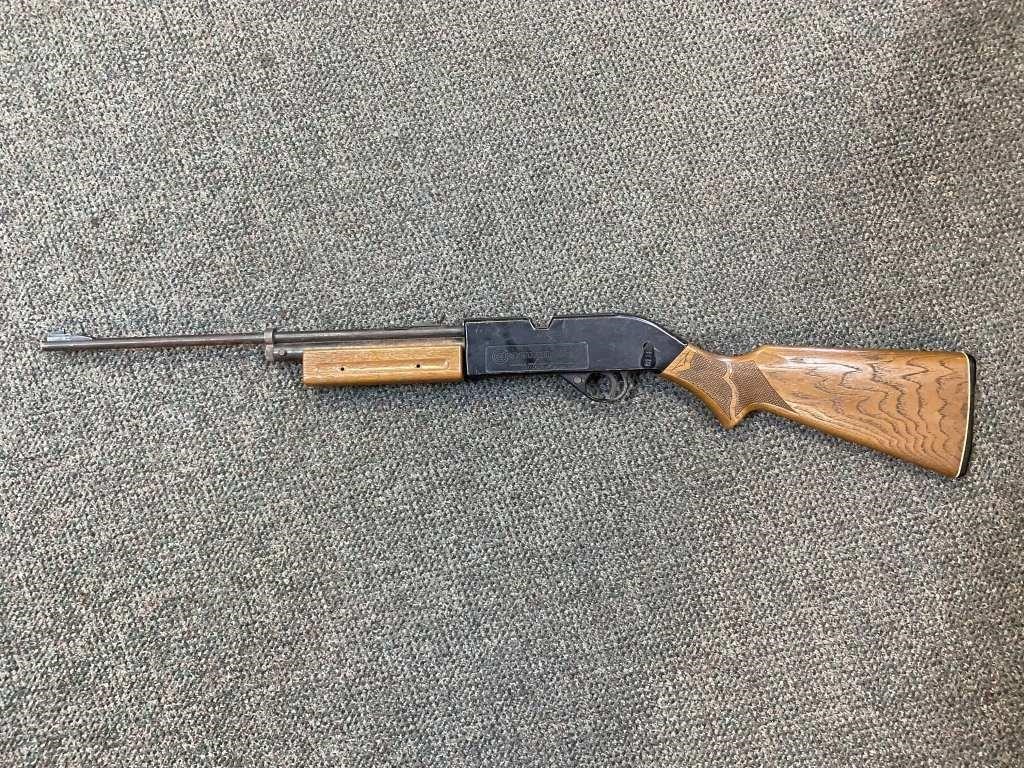 Crosman 760