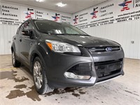 2015 Ford Escape Titanium Sedan-Titled-NO RESERVE