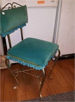Vanity chair, gold medal with fringed upholstery