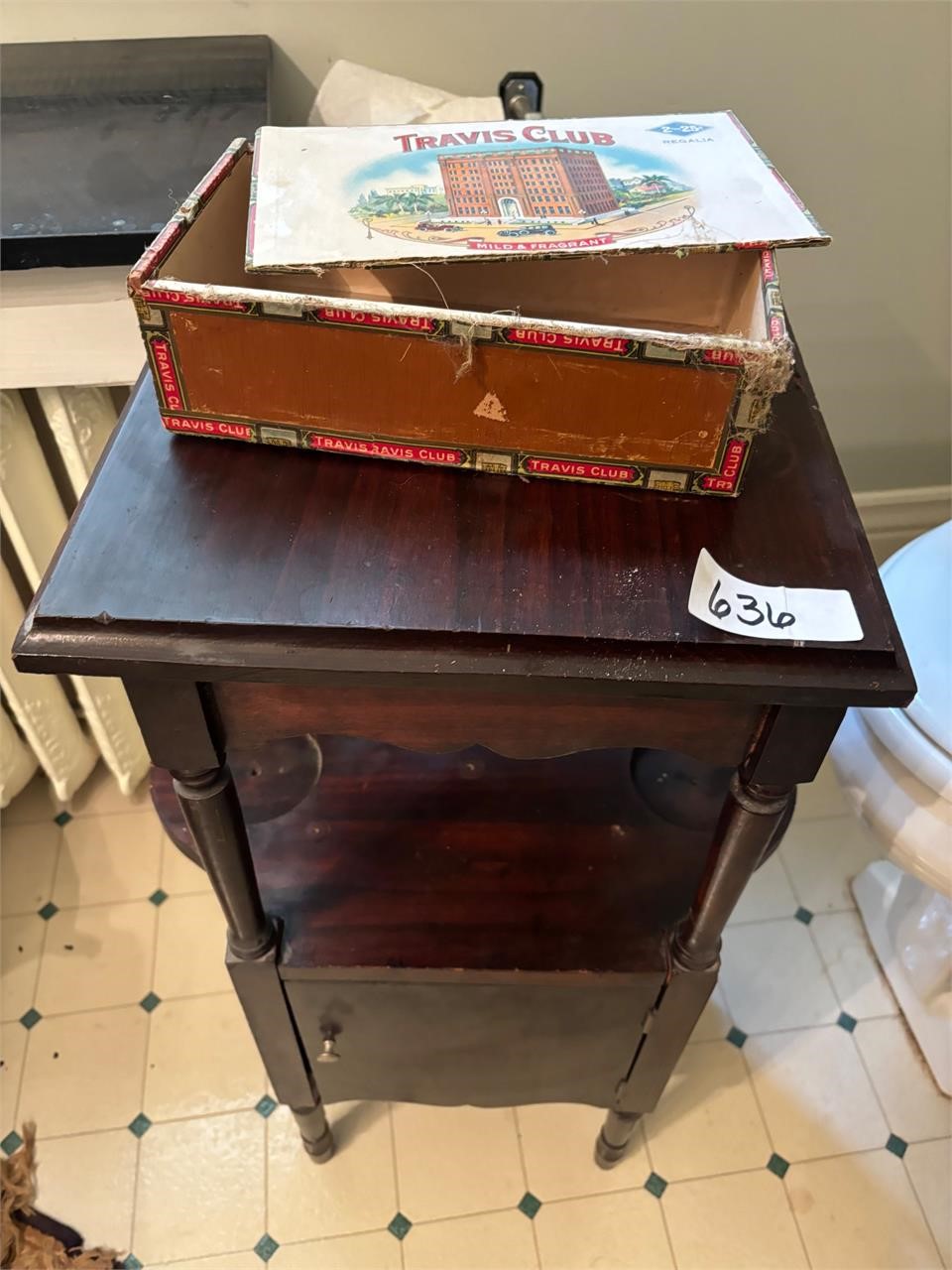 Cigar table with cigar box