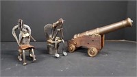 SMALL METAL CANNON + 2 METAL SCULPTURES