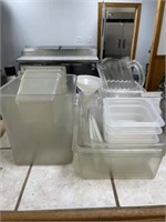 Assorted Plastic   Food storage containers,