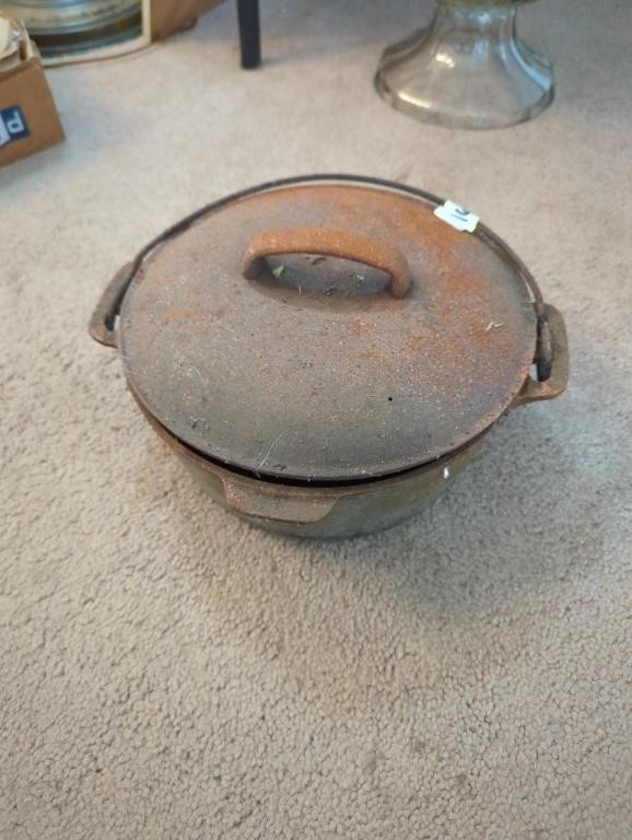 Griswold Cast iron chicken fryer with lid