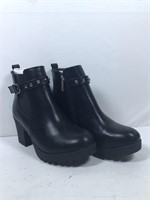 New Daily Shoes Ankle Boots Size 9