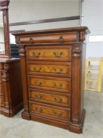 Highboy dresser, has dovetailed drawers