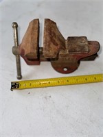 9" Fuller Bench Vise