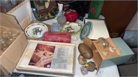 Miscellaneous lot of glassware , stationary and