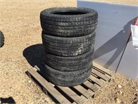 Set of 4 Pirelli Scorpion STR tires