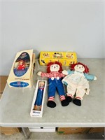 vintage dolls & puppet