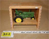 Ertl 40th Anniversary Tractor in box