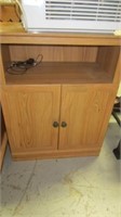 MICROWAVE CABINET