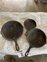 (3) Wagner cast iron skillets