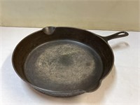 Griswold  Cast Iron Skillet #10 - Erie PA USA