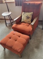 Ranch Oak Style Stuffed Chair & Ottoman
