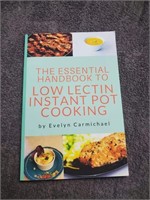 *NEW-OPEN PACKAGE*--COOKBOOK--RETAIL $6