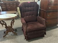Vintage Recliner, Comfortable But Some Fabric Wear