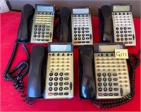 E - LOT OF 5 TELEPHONES (G177)