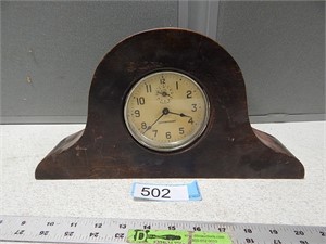 Commodore wind up mantle clock; we didn't test